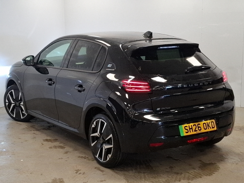 Peugeot e-208 100Kw Gt Premium 50Kwh Black #2