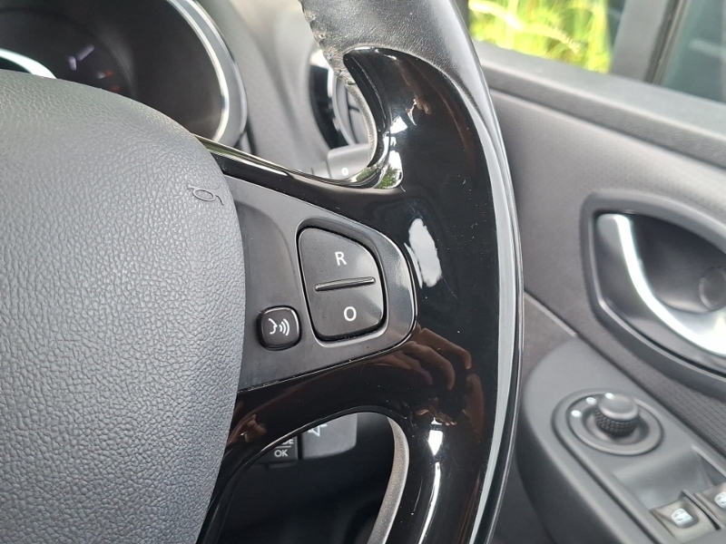Renault Clio 1.6T 16V Renaultsport Trophy Nav 220 White #13