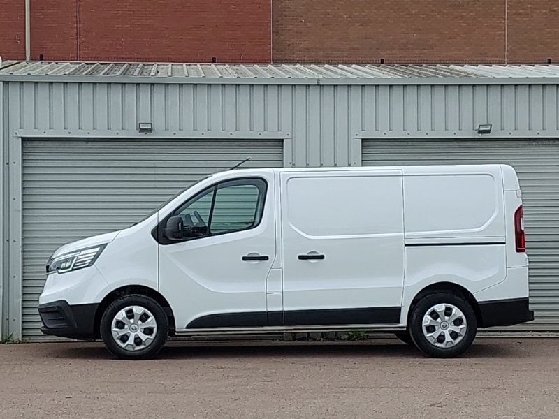 Renault Trafic Sl30 Blue Dci 130 Advance Safety Van White #4