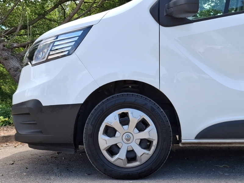 Renault Trafic 2.0 Dci Blue 30 Extra Sport Crew Van Edc Lwb Euro  #19