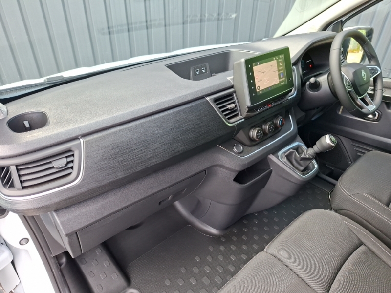 Renault Trafic 2.0 Dci Blue 30 Extra Sport Lwb Euro 6 Ss  #8