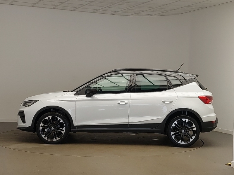 Seat Arona 1.0 Tsi 115 Fr Sport Dsg White #4
