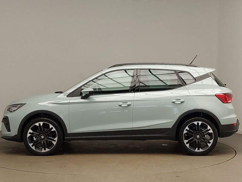 Seat Arona 1.0 Tsi 115 Fr Sport Dsg Grey #4