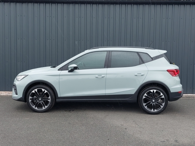 Seat Arona 1.0 Tsi 115 Fr Sport Dsg Grey #4
