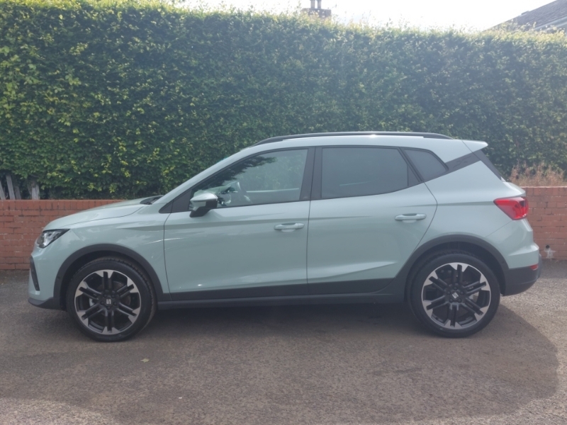 Seat Arona 1.0 Tsi 115 Fr Sport Dsg Grey #4