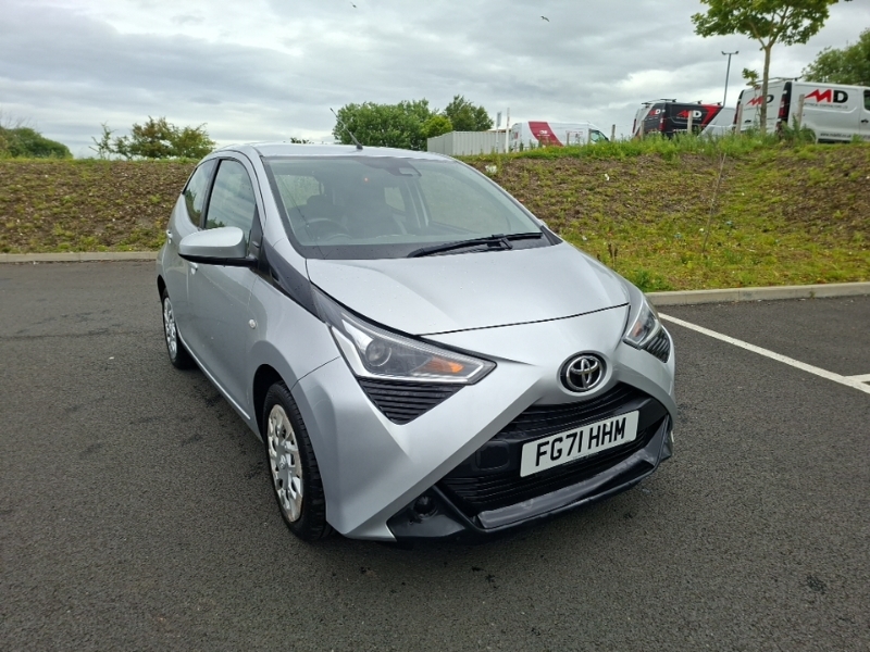 Toyota Aygo 1.0 Vvt-i X-play Tss Silver