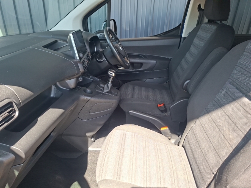 Vauxhall Combo Life 1.5 Turbo D Se Blue #5