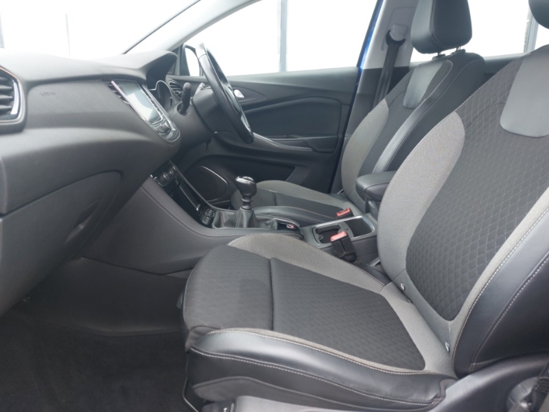 Vauxhall Grandland X 1.2 Turbo Business Edition Nav Blue #5
