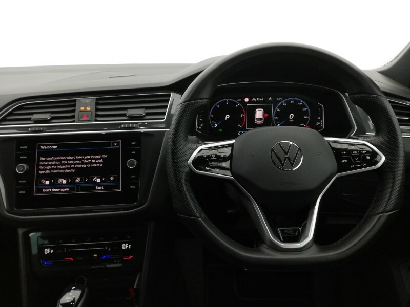 Volkswagen Tiguan Suv White #7