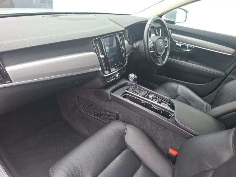 Volvo V90 2.0 D4 Momentum Geartronic Silver #5