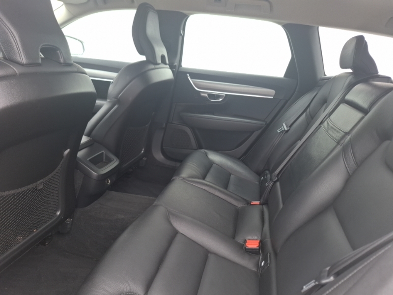 Volvo V90 2.0 D4 Momentum Geartronic Silver #6