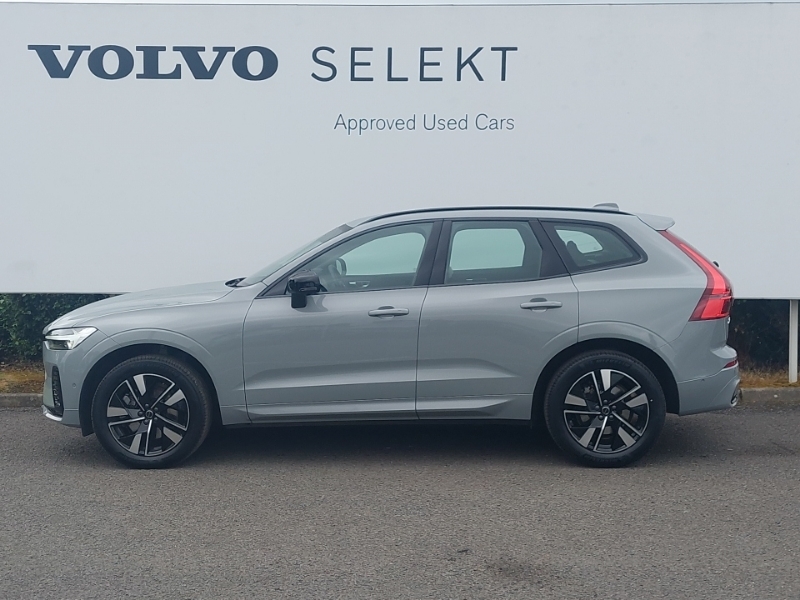 Volvo XC60 2.0 B5p Plus Dark Awd Geartronic Grey #4