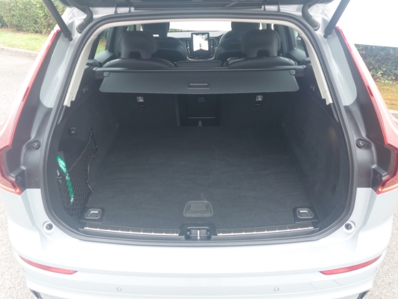 Volvo XC60 Black Edition Plus, T6 Awd Plug-in Hybrid, Electri Black #18