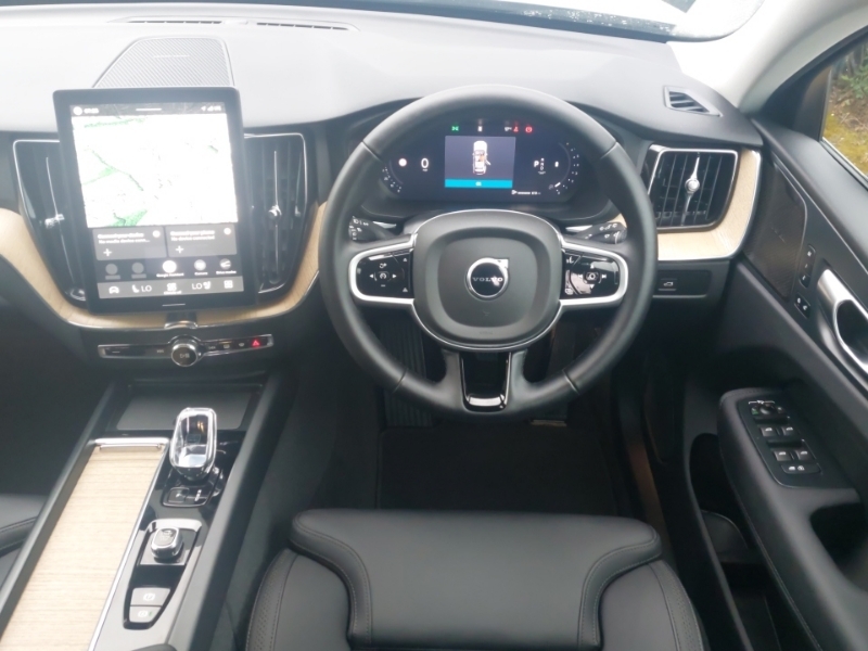 Volvo XC60 Black Edition Plus, T6 Awd Plug-in Hybrid, Electri Black #8