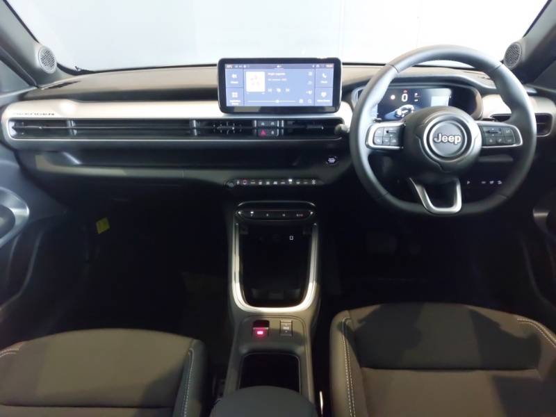 Jeep Avenger 1.2 E-hybrid Altitude Dct Beige #3