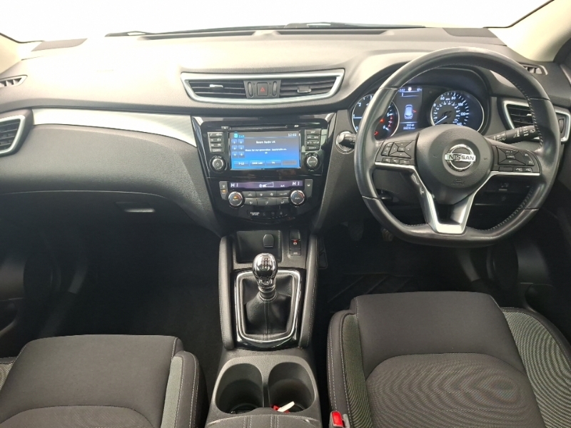 Nissan Qashqai 1.5 Dci N-connecta Black #3