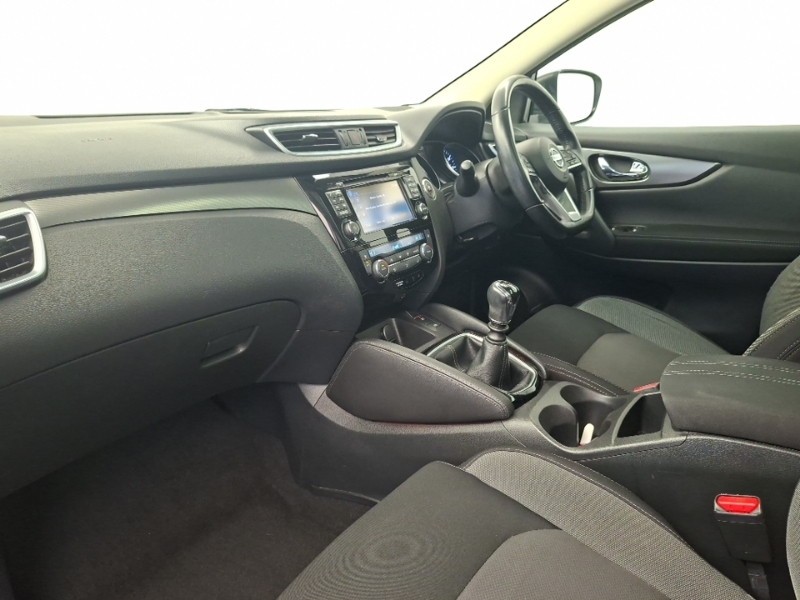 Nissan Qashqai 1.5 Dci N-connecta Black #5