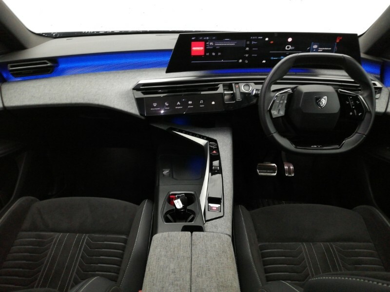 Peugeot 5008 157Kw Gt 73Kwh Blue #3