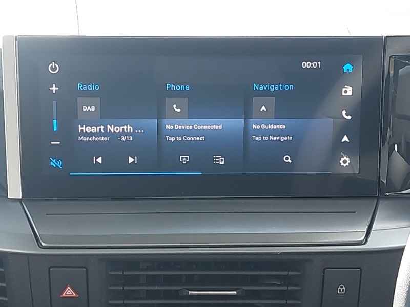 Vauxhall Frontera 1.2 Hybrid 136Ps Design Suv Hybrid E Dc Black #10
