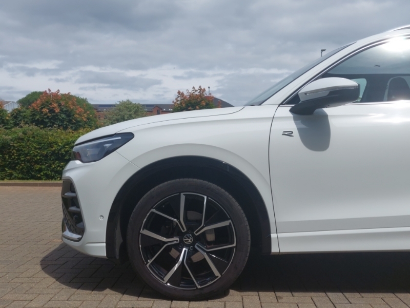 Volkswagen Tiguan R-line Grey #19