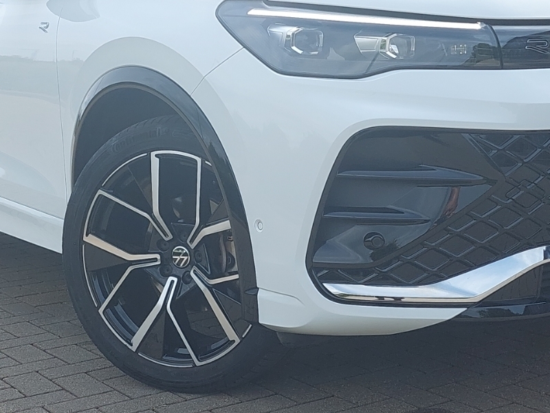 Volkswagen Tiguan R-line Grey #20