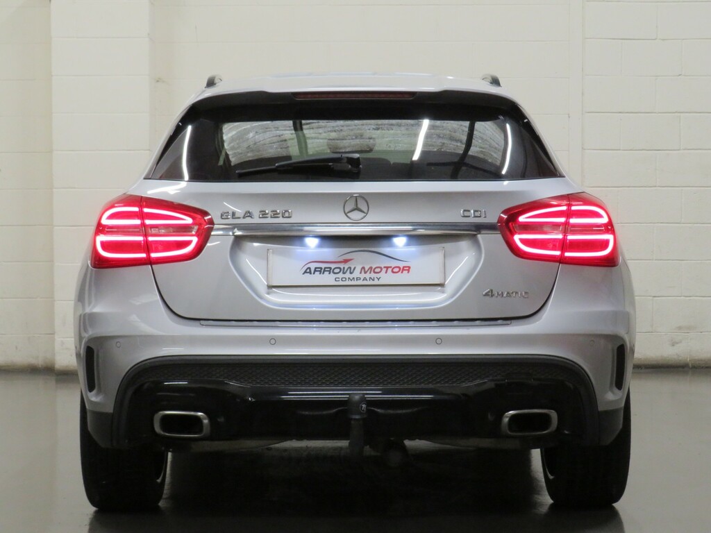 Mercedes-Benz GLA Class 2.1 Gla220d Amg Line Premium Plus 7G-dct 4Matic VU16XNZ Silver #5