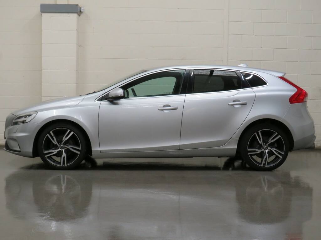 Volvo V40 Hatchback 2.0 D2 R-design Pro Euro 6 Ss 20 KY18EEF Silver #6