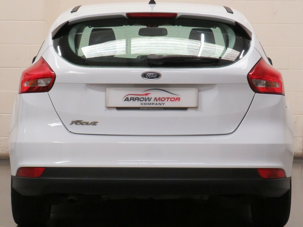 Ford Focus Hatchback 1.5 Tdci Zetec Euro 6 Ss 201565 YK65YTU White #4