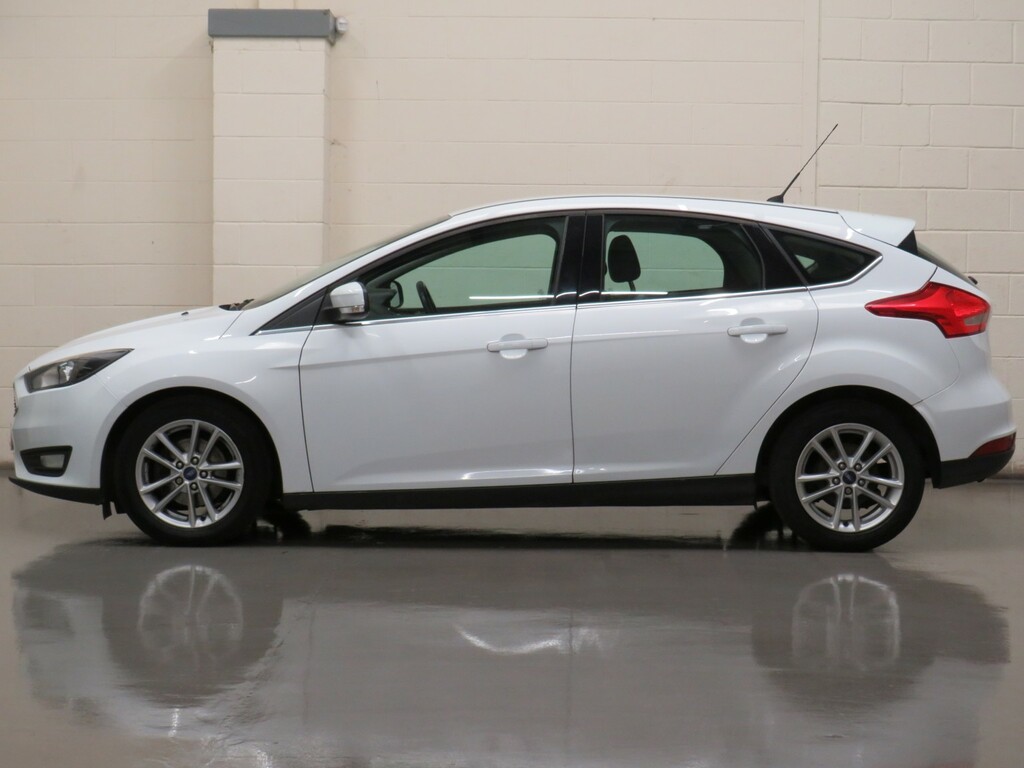 Ford Focus Hatchback 1.5 Tdci Zetec Euro 6 Ss 201565 YK65YTU White #6