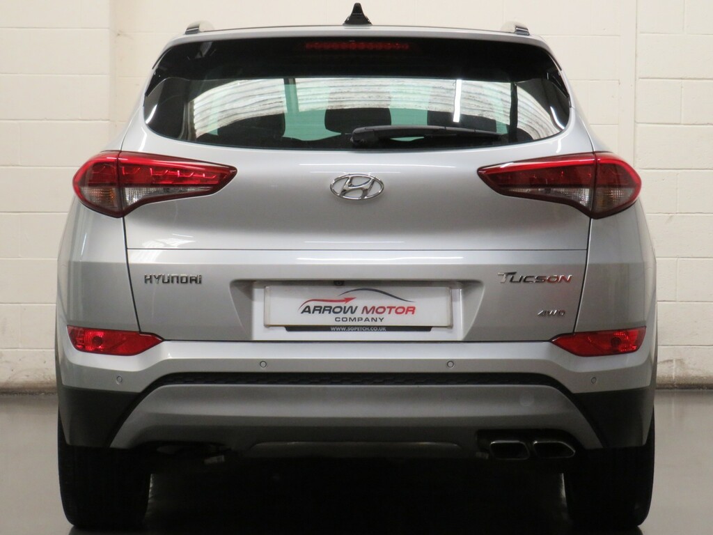 Hyundai Tucson Suv 2.0 Crdi Premium Se 4Wd Euro 6 2016 NU66AXK Silver #4
