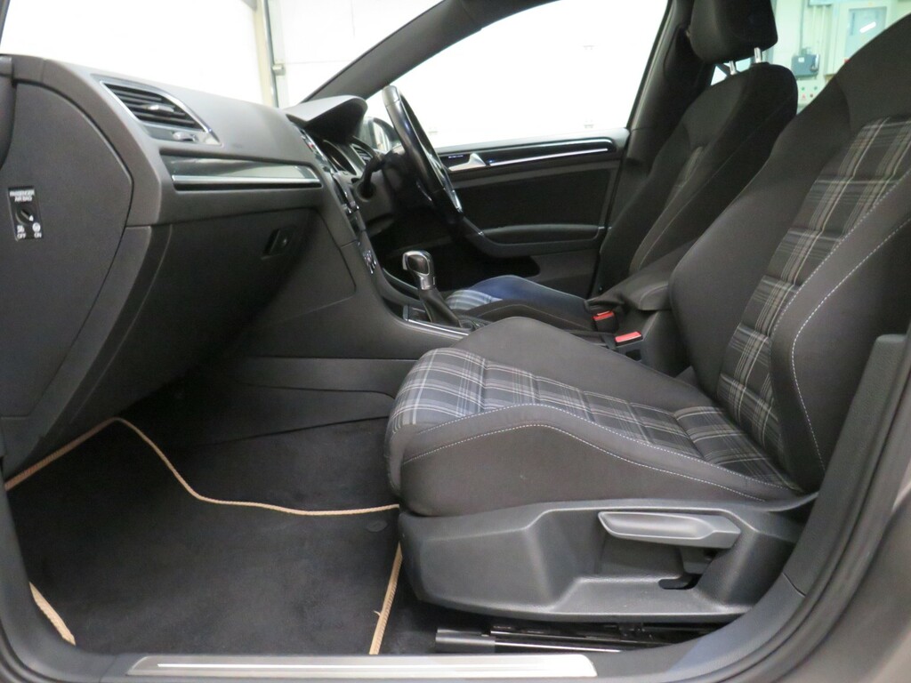 Volkswagen Golf 2.0 Gtd Blue #64