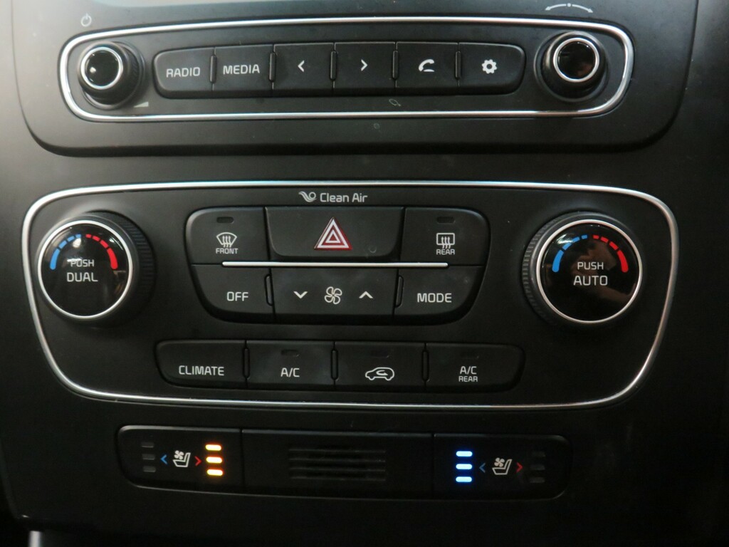 Kia Sorento 2.2 Crdi Kx-3 Sat Nav 194 Bhp Silver #23