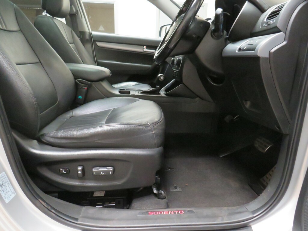 Kia Sorento 2.2 Crdi Kx-3 Sat Nav 194 Bhp Silver #34