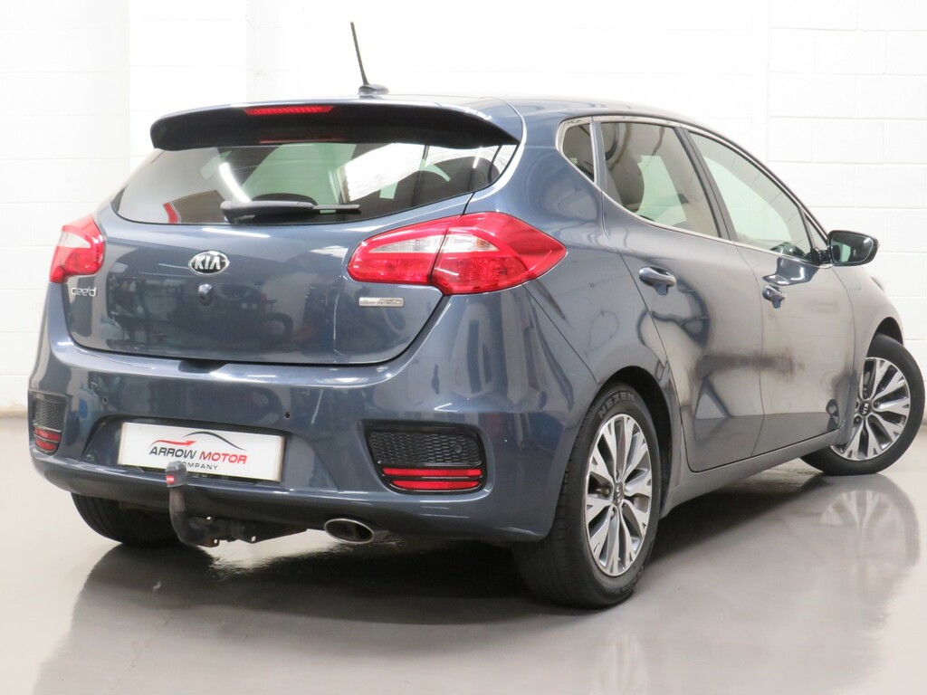 Kia Ceed Hatchback 1.6 Crdi 3 Euro 6 Ss 201666 Blue #3
