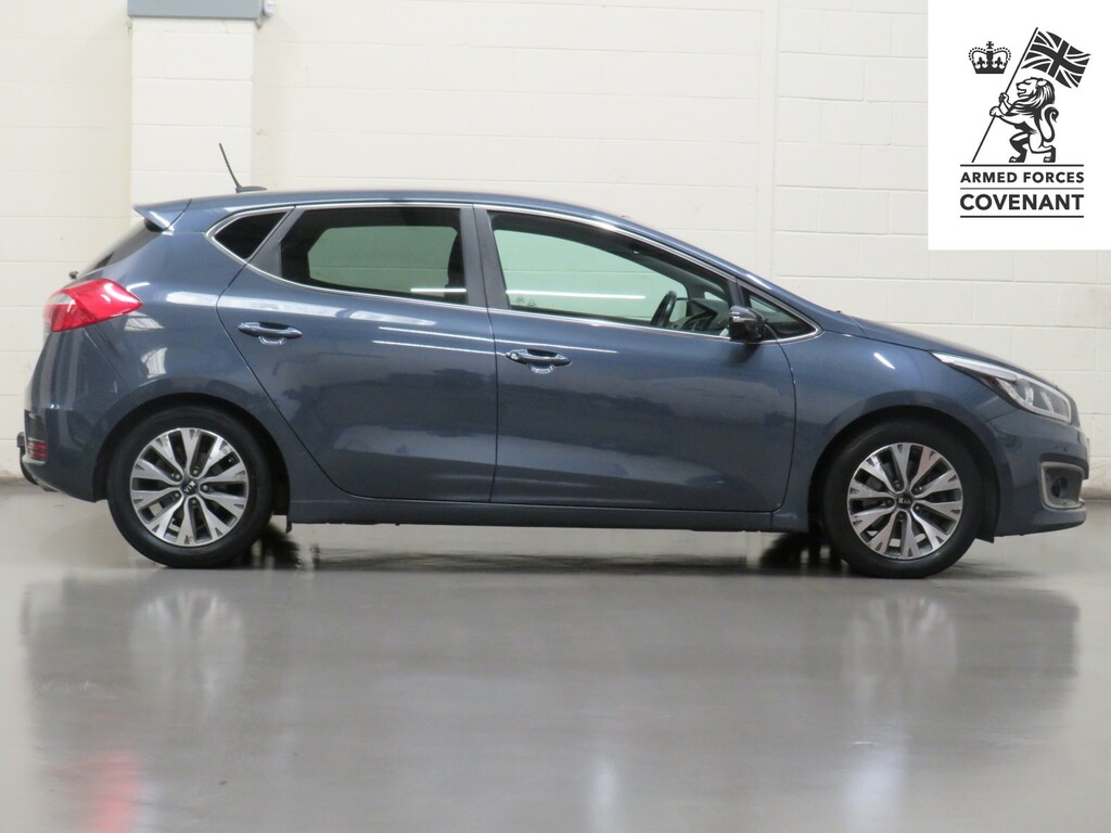 Kia Ceed Hatchback 1.6 Crdi 3 Euro 6 Ss 201666 Blue #2