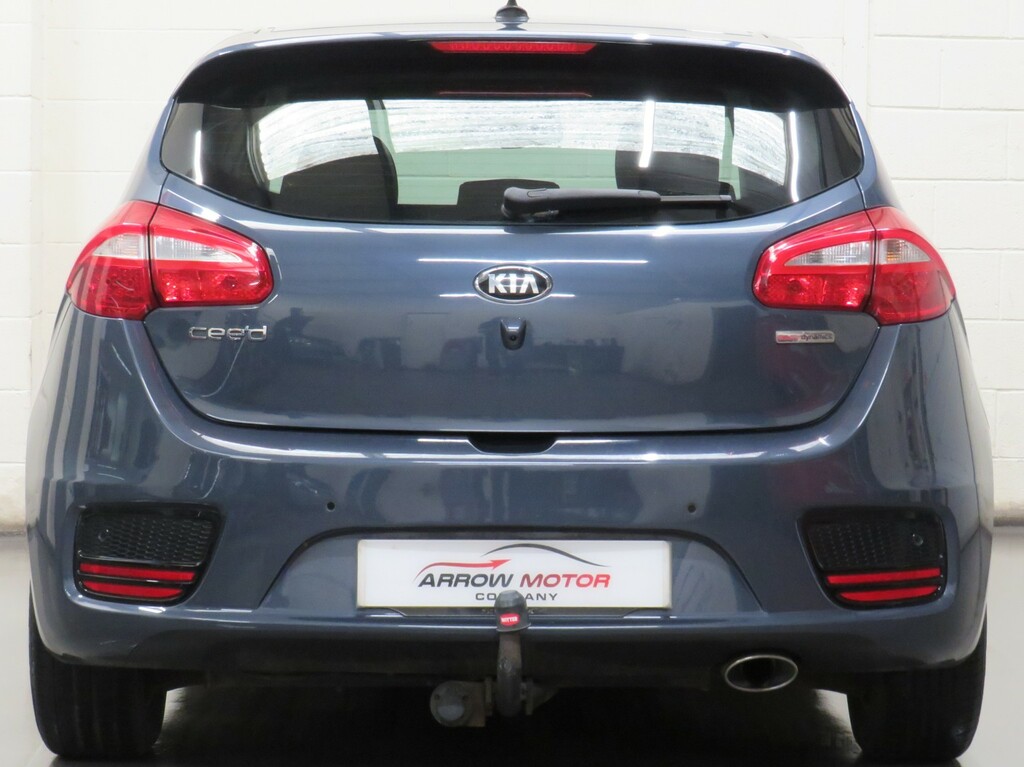 Kia Ceed Hatchback 1.6 Crdi 3 Euro 6 Ss 201666 Blue #4