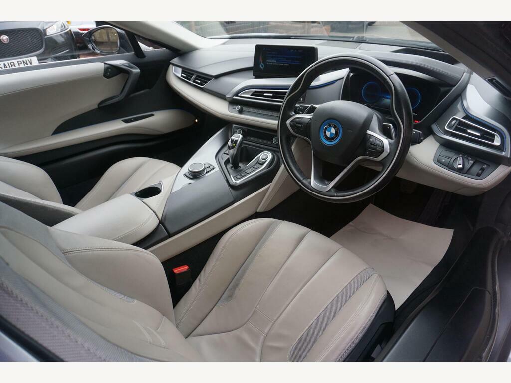 BMW i8 Coupe  #10