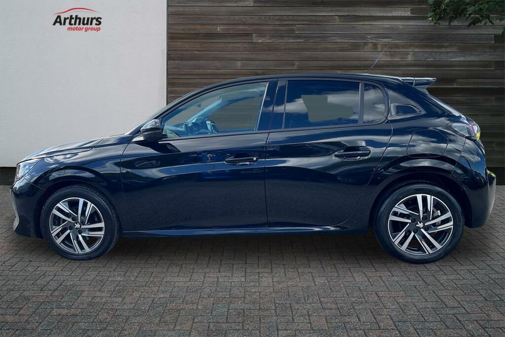 Peugeot 208 Puretech Allure Premium Plus Ss Black #6