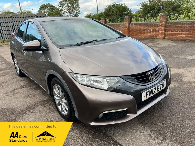 Honda Civic I-vtec Es Brown