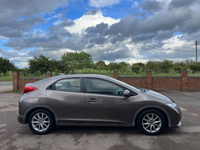 Honda Civic I-vtec Es Brown #5