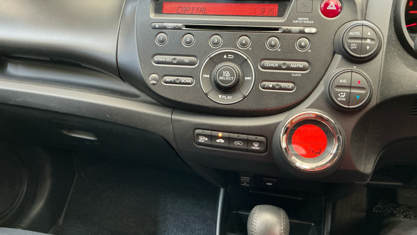 Honda Jazz 1.4 I-vtec Es Plus Blue #12