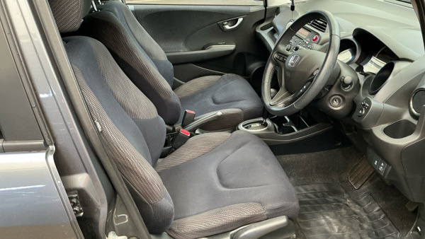 Honda Jazz 1.4 I-vtec Es Plus Blue #10