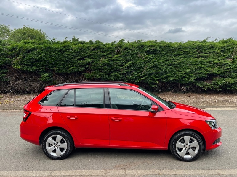 Skoda Fabia Se Tsi Dsg Red #4