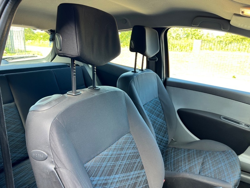 Renault Clio 1.2 16V Rip Curl Grey #19