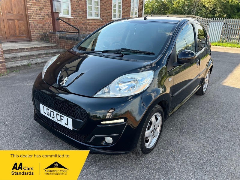 Peugeot 107 Allure Black #3