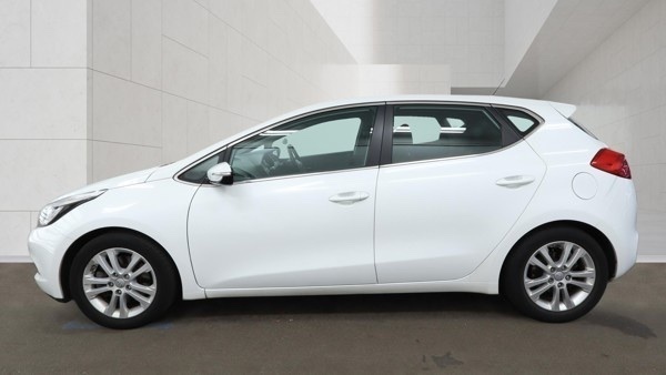 Kia Ceed 2 Ecodynamics White #5