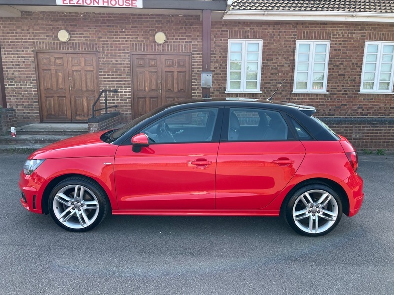 Audi A1 Sportback Tfsi S Line Red #4