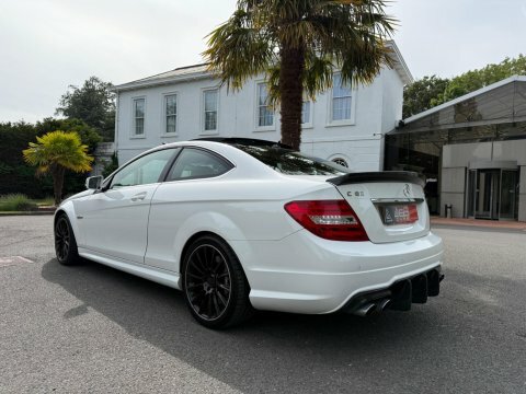 Mercedes-Benz C Class 6.3 C63 V8 HK13FJZ White #3