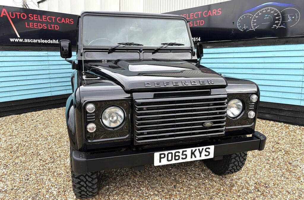 Land Rover Defender 90 2.2 Tdci Landmark Station Wagon 4Wd Black #4