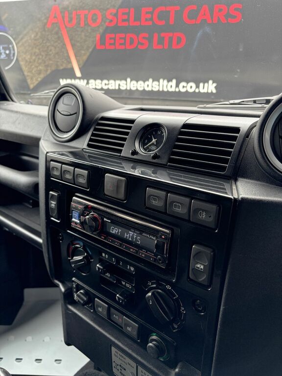 Land Rover Defender 90 Suv Black #15